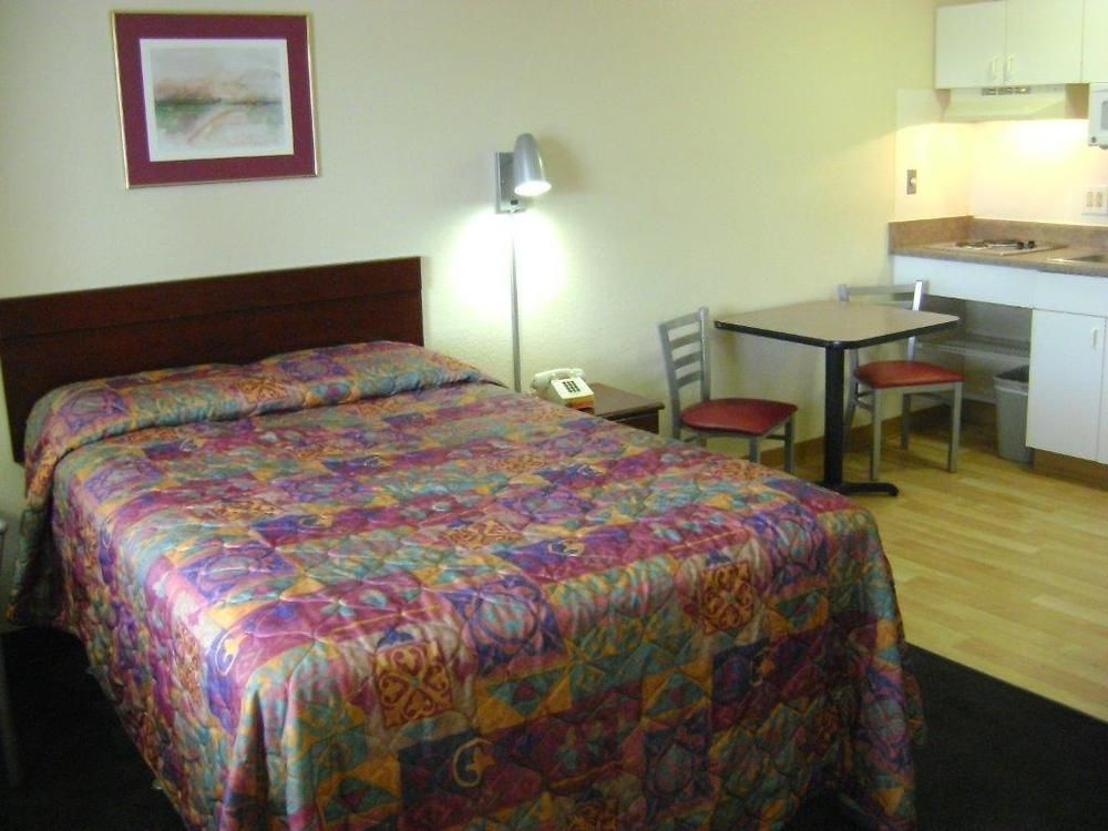 Intown Suites Extended Stay San Antonio Tx - Leon Valley South Exterior foto